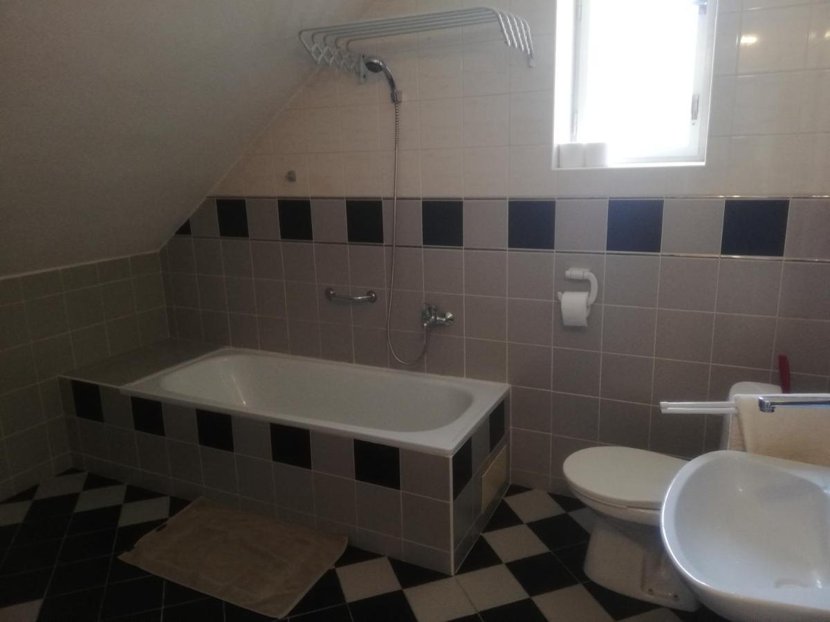 Villa Strakov Lúčky Esterno foto