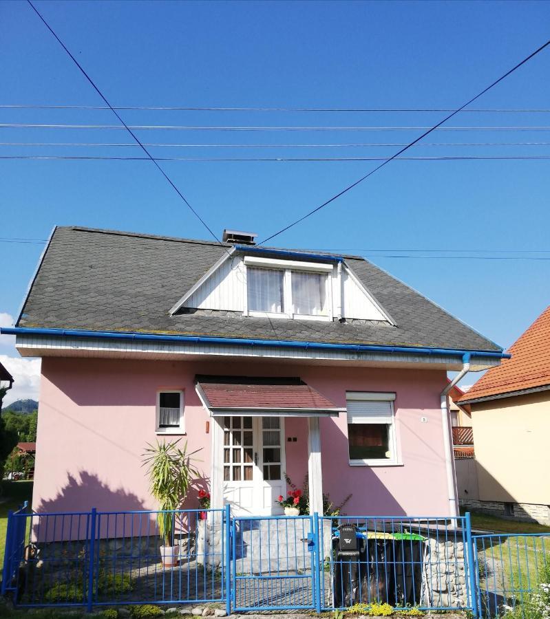Villa Strakov Lúčky Esterno foto