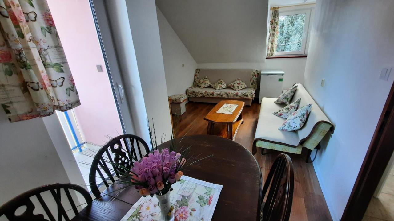 Villa Strakov Lúčky Esterno foto